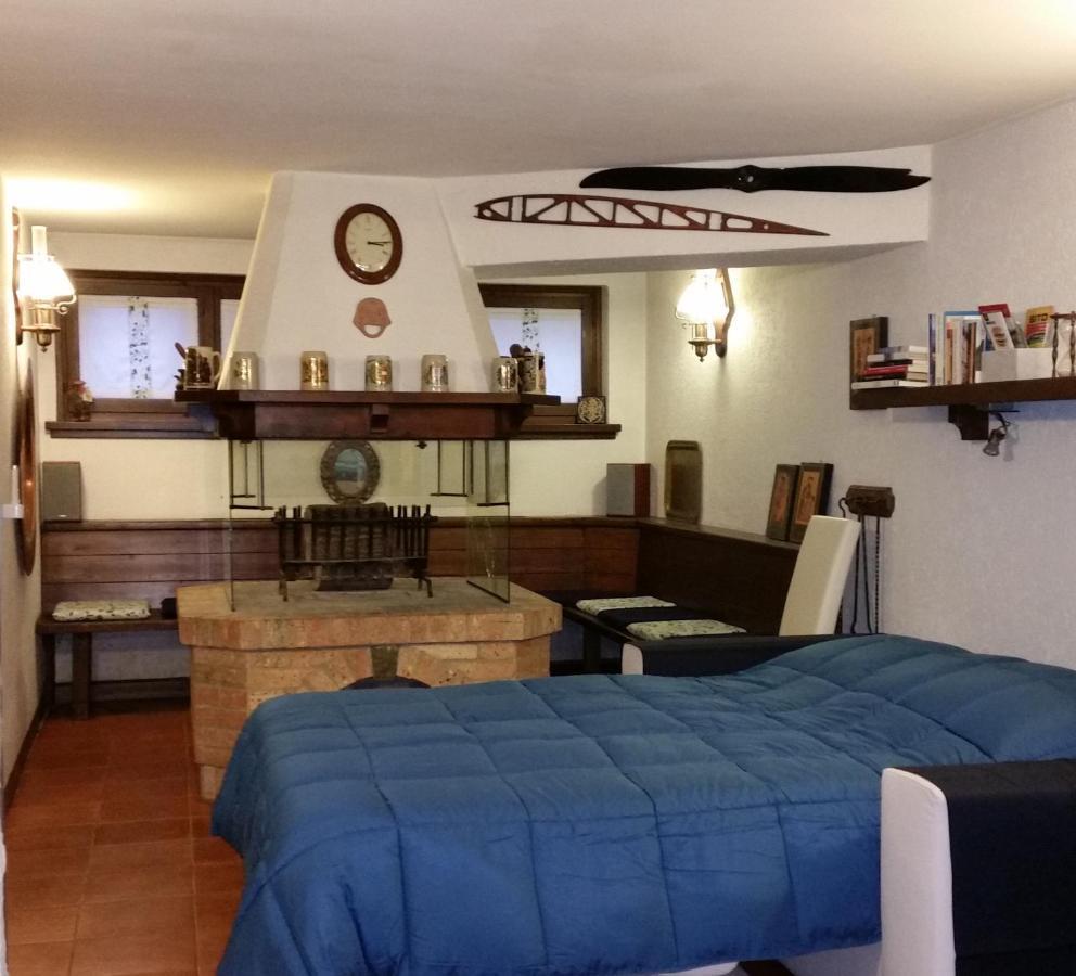 אודינה B&B Accanto Al Focolare 2 מראה חיצוני תמונה